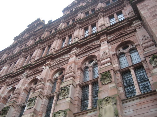 ���R���Ҽ��F���ɵ�֮��