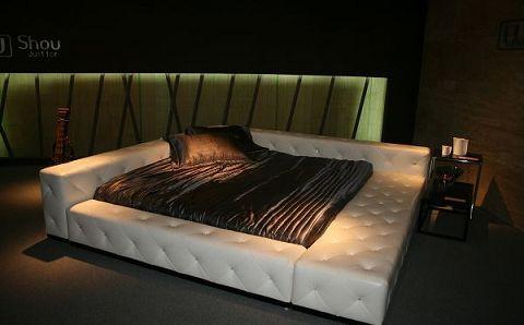 �����Ǐ��� ������۴�Ʒ���]