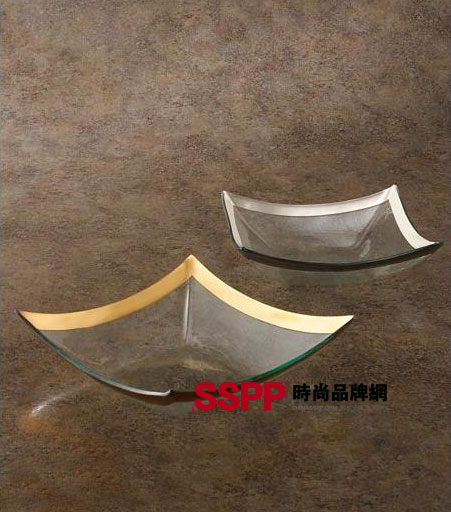 ��ʽ��ܰˮ���бP(p��n)��һ��