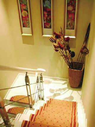 ����̤̺�İ��b�c�ճ��坍