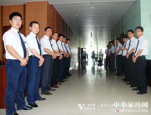 ���_�m��(j��ng)�N�̾�Ӣ��Ӗ(x��n)��(hu��)ʢ���e��