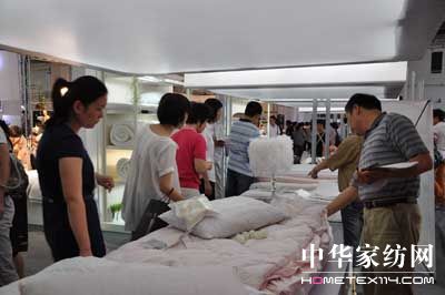 ���z�Ҽ�09�ﶬ��(zh��n)�Է��(hu��)�A�M�ɹ�