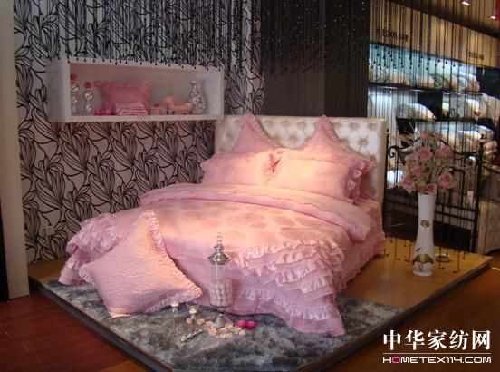 Ӣ������ۼҼ��Bʯ��չ�dʢ�b�_Ļ