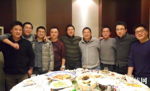 ���_����g��һȺǰ�M����