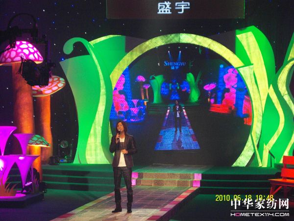 ʢ��2010�����̕�¡�����_