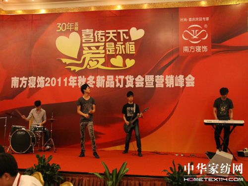 �Ϸ���������e���M�g���䘷����