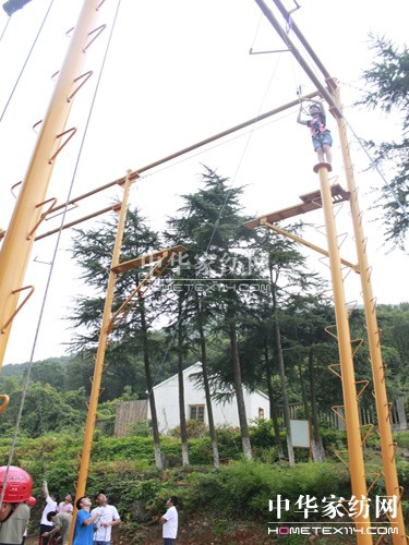 �Pʢ���]�������Ă�(g��)��ֻ�������ĈF(tu��n)�(du��)