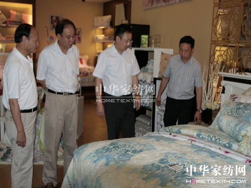 �����A�W�R���Z�żҼ�����