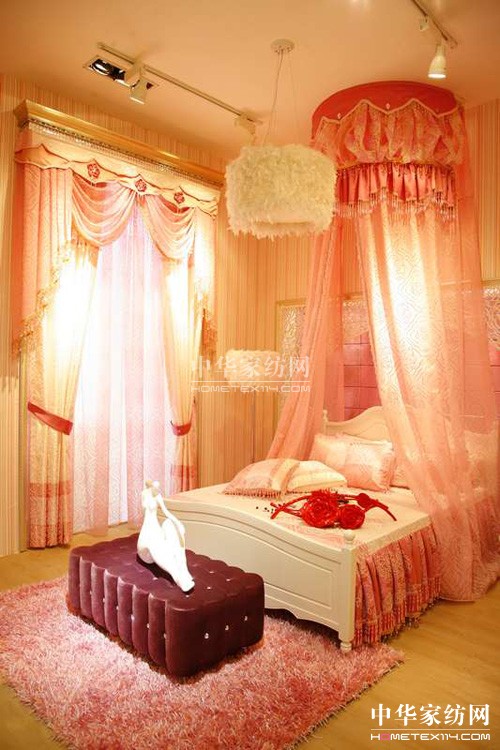 ���ڇ��H�Ҽ���ˇ�߼Ҿ��Ʒչ�[��(hu��)