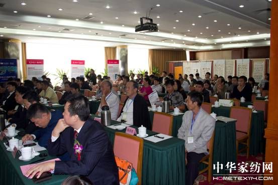 �Ї���(j��ng)��(j��)��̼�D(zhu��n)���c�ɳ��m(x��)�l(f��)չ���