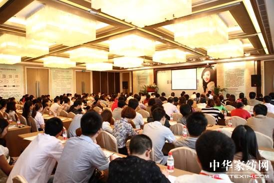 ���ґcף�����z2012������Ʒӆ؛��(hu��)�A�M(m��n)�ɹ�