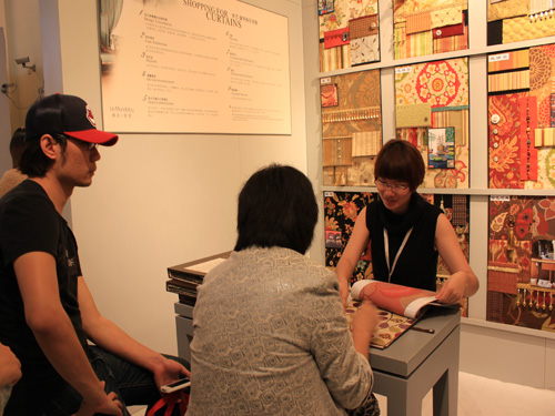 �z��•���{�r�мҾ�չ�����P(gu��n)ע