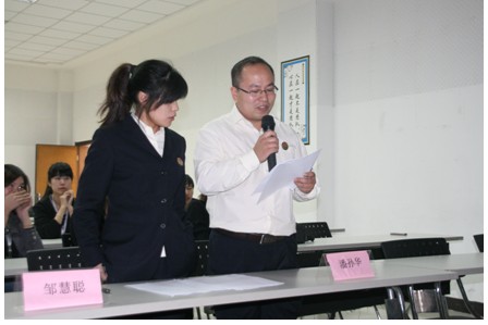 ���R����һ���������Ą���