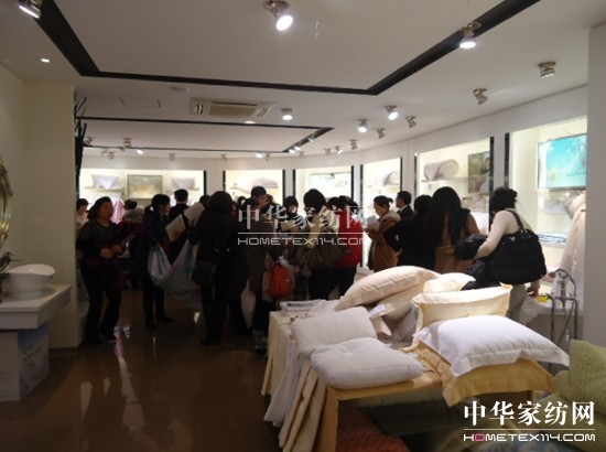 ���\��2012�ûʴ���ӆ؛��(hu��)¡���_(k��i)Ļ