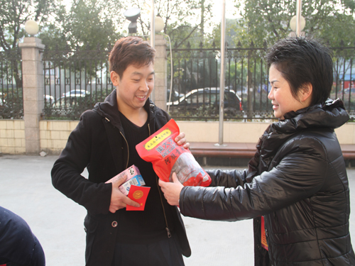 ʢ��F(tu��n)�M���T���x��(w��)�I(xi��n)Ѫһ�f�����