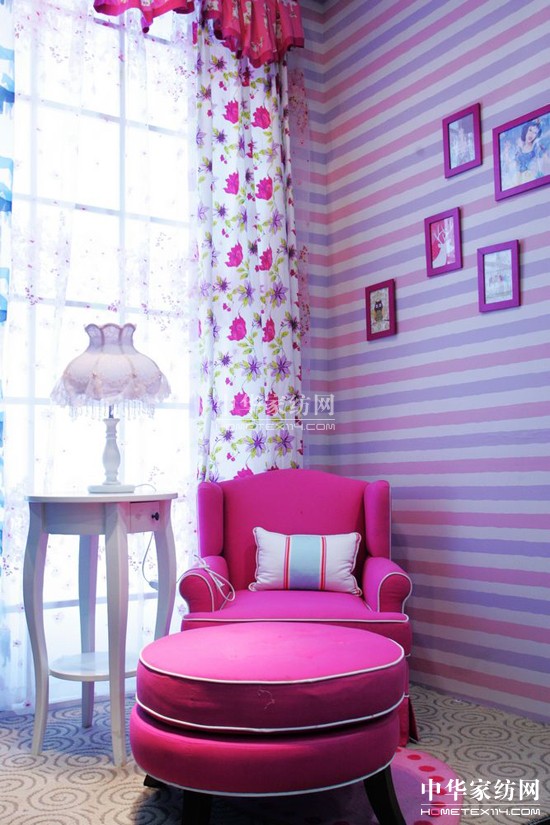 2012���ļ���չ�ĕr�пƼ���̼���}