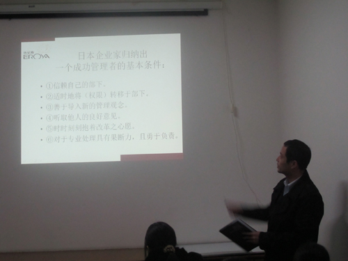 ���Z���_(k��i)չ�������һ��(g��)�ϸ�����ߡ���Ӗ(x��n)