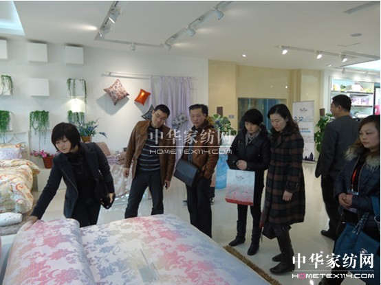 ���z�Ҽ�2012�������̕��A�M��Ļ