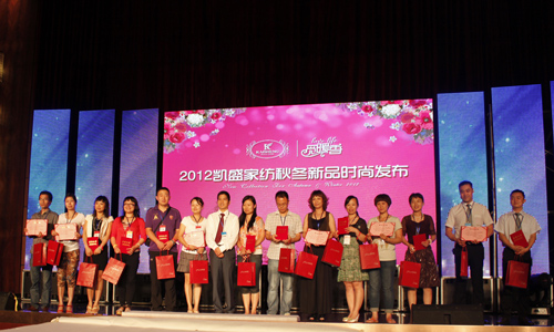 �A�ڽK�˄Pʢ�e�м�������Ӗ(x��n)��(hu��)�h