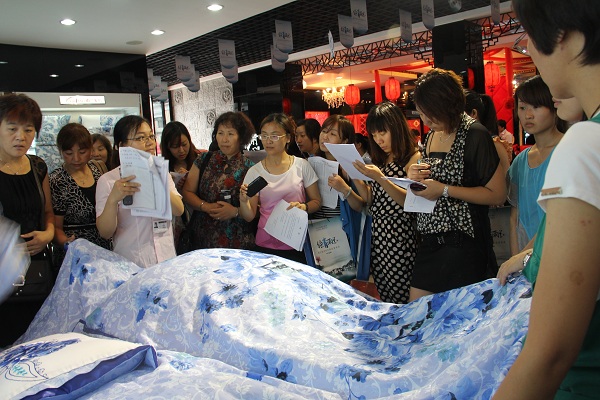 ���m2012�ﶬ��Ʒӆ؛�������Ļ���Ʒ���c�Ƽ�