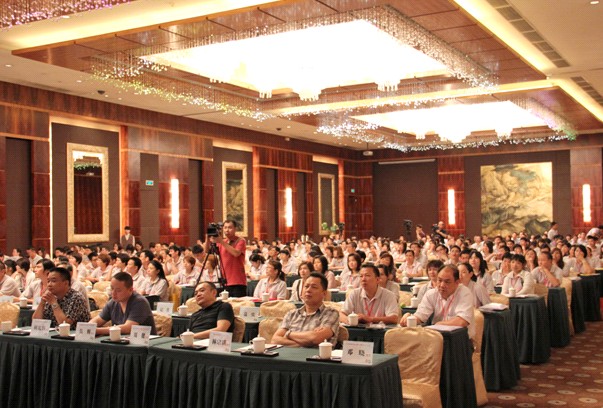 �D�����2012�I(y��ng)�N(xi��o)���(hu��)���ﶬӆ؛��(hu��)ʢ�����_(k��i)