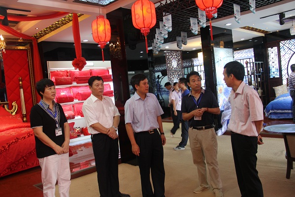 �������������L(zh��ng)�W�R���m�Ҽ����^ָ��(d��o)