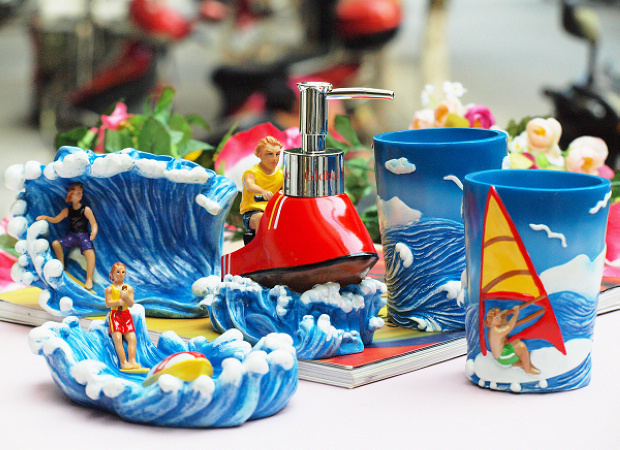 �Ҿ���Ʒ15�����֬�l(w��i)ԡ�׼�