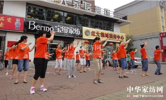 ���z�Ҽ��|���ÈF(tu��n)��Ӣ��Ӗ(x��n)���A�M��Ļ