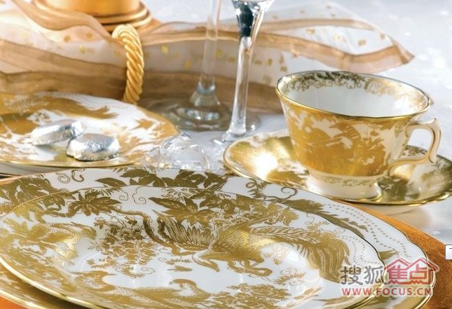 �A����ɫ�;����d����ʢ��(��)