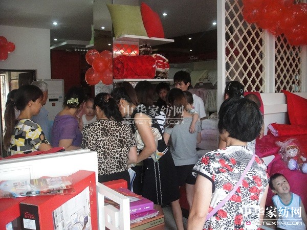 ���m�Ҽ�����Q����}(c��ng)���(d��ng)�M(j��n)����