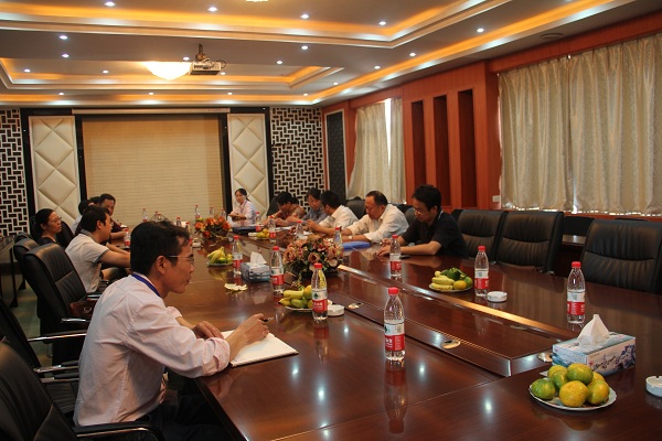 �˴�z��M�z�����m���ڄӷ����䌍(sh��)��r