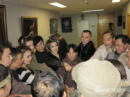 ���ԑc"�L(f��ng)�A�^��"�ؾ�����Ӣ����