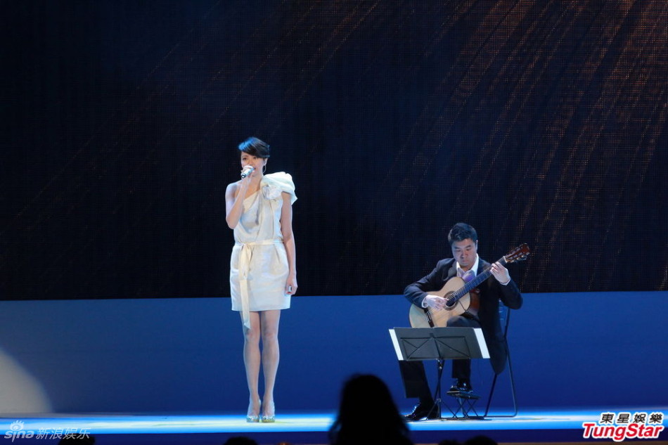 ��ԁ������ɫб��ȹ�I(xi��n)���@�Gȫ��