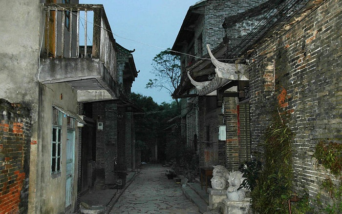 ������;һ·�����L(zh��ng)�ٻ�܇(ch��)��·��(xi��n)���]��1��