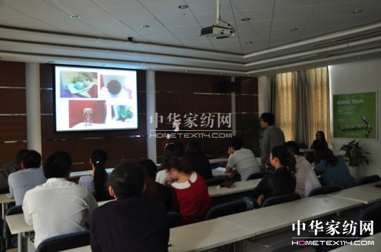 2013����ļ��ȠI(y��ng)�N(xi��o)����м���������Ӗ(x��n)