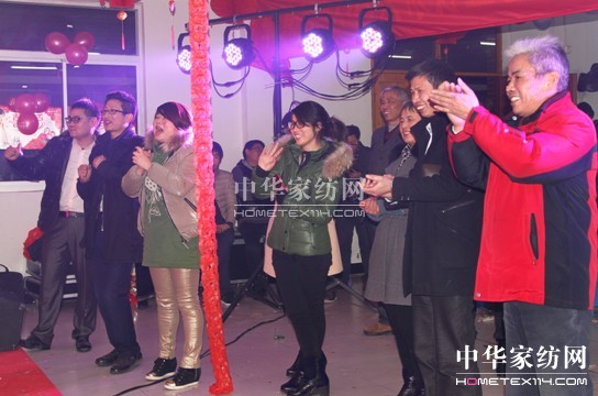 ��ϲ�B�Ҽ�Ԫ�����(hu��)�A�M���_