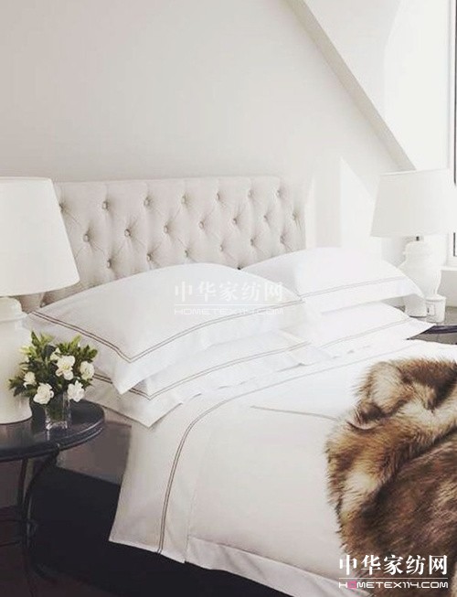 ��ɫ���{(di��o)���ŕr(sh��)�д�Ʒ