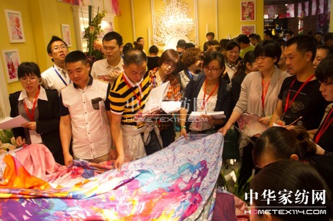 ����Ҽ�����ɫ��2014�ﶬ��؛���A�M�e��