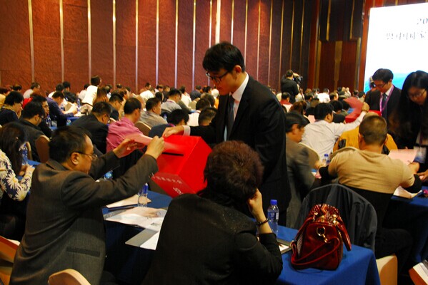 �ӏ��I�������������f(xi��)�������M���{(di��o)��