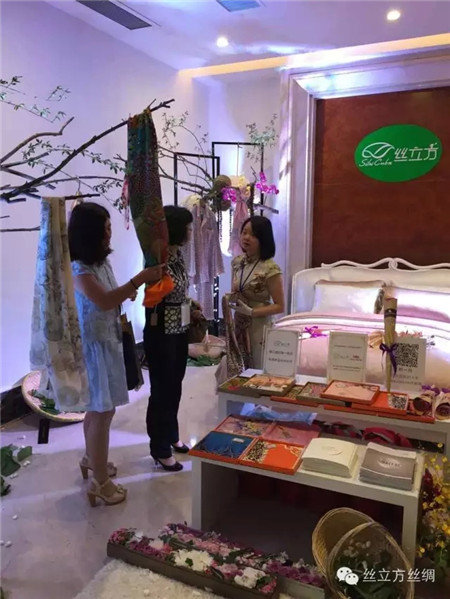 �z�����������ΘI(y��)���ɞ��(gu��)ِΨһ��(ji��ng)Ʒٝ����