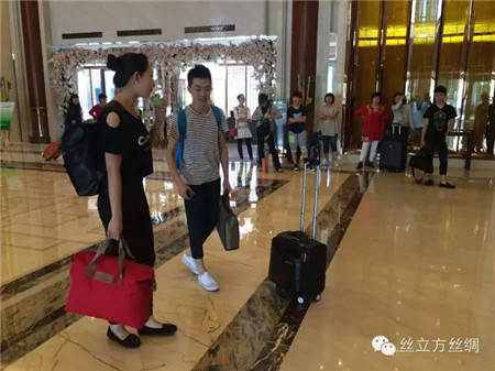 �z�����������ΘI(y��)���ɞ��(gu��)ِΨһ��(ji��ng)Ʒٝ����