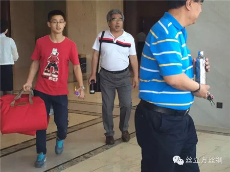 �z�����������ΘI(y��)���ɞ��(gu��)ِΨһ��(ji��ng)Ʒٝ����