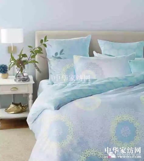 Ů�����@�ӟ��ɵ����z���D��zS+��Ů�����(l��i)��