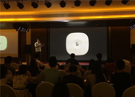 ���X늲�оƬϵ�y(t��ng)•FitSleep ��1�l(f��)�� ��Ȼ���ߕr�����R