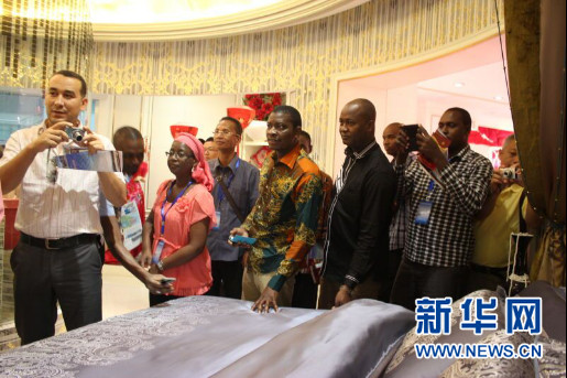 2016�Bʯ����H�Ҽ�ُ���λ��¡�؆�Ļ