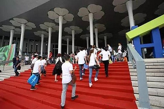 ���Ƅӡ�׃�����ӡ���2016�Ї����H�Ҽ�չ�����@ô���V��