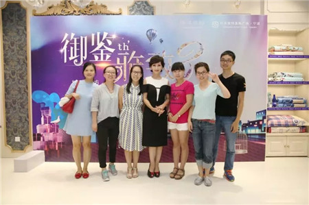 �w��֥�@�G���಩��Ҽ�����ɼ���W���R˹���u��������F(xi��n)��(ch��ng)