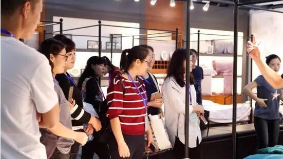 ���R���Ҽ�2017������Ʒ�l(f��)�����ɹ��e��