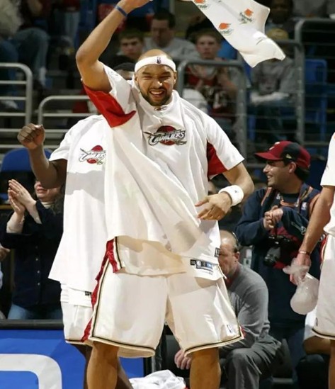 ��ԡ����Ʊȼҵ�ë����NBA���ǂ���ë���龉!