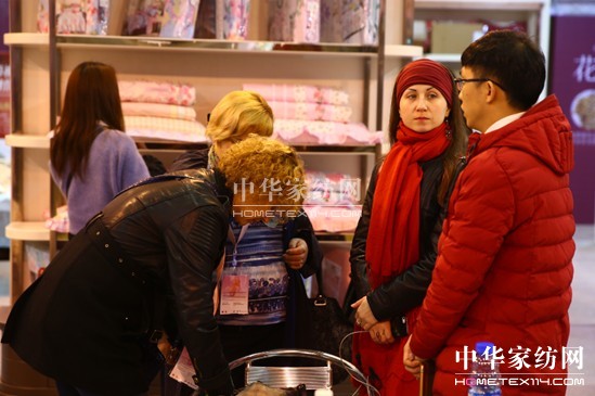 ͸ҕ�^����(sh��)��(j��)��̽�ش����Ҽ�չ��ݣ���Ʒ�Q(m��o)��͹�@������չ(li��n)��֮���|�L(f��ng)���M��������